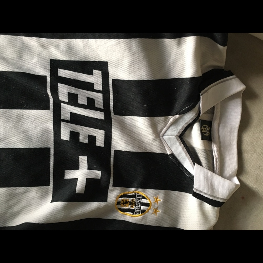 Juventus home hersey 99/00
